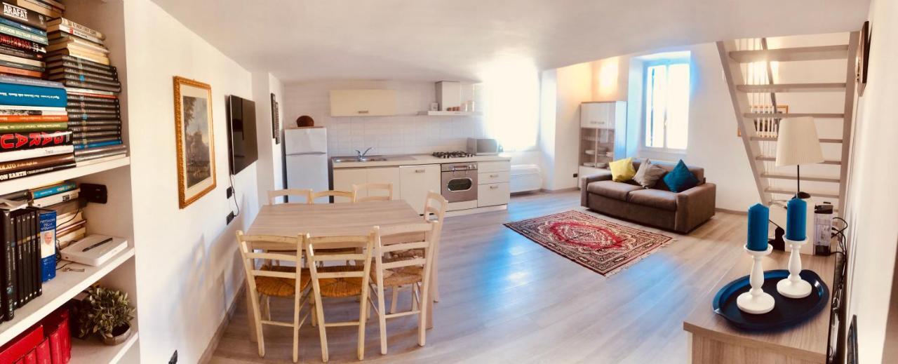 Heart Of Rome Vatican Deluxe New Apartment 1Gb Wifi Luaran gambar