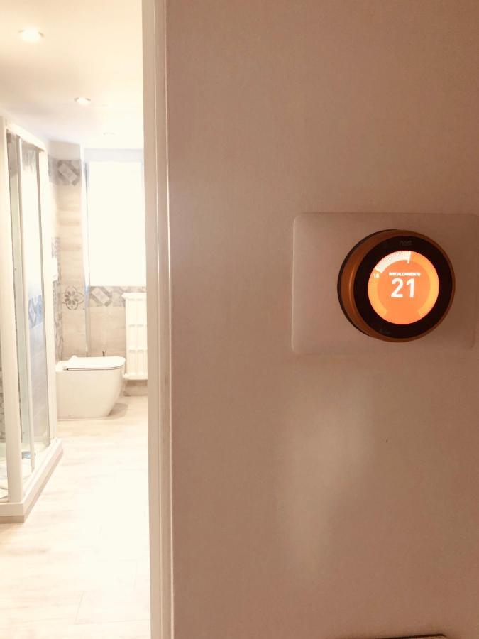 Heart Of Rome Vatican Deluxe New Apartment 1Gb Wifi Luaran gambar