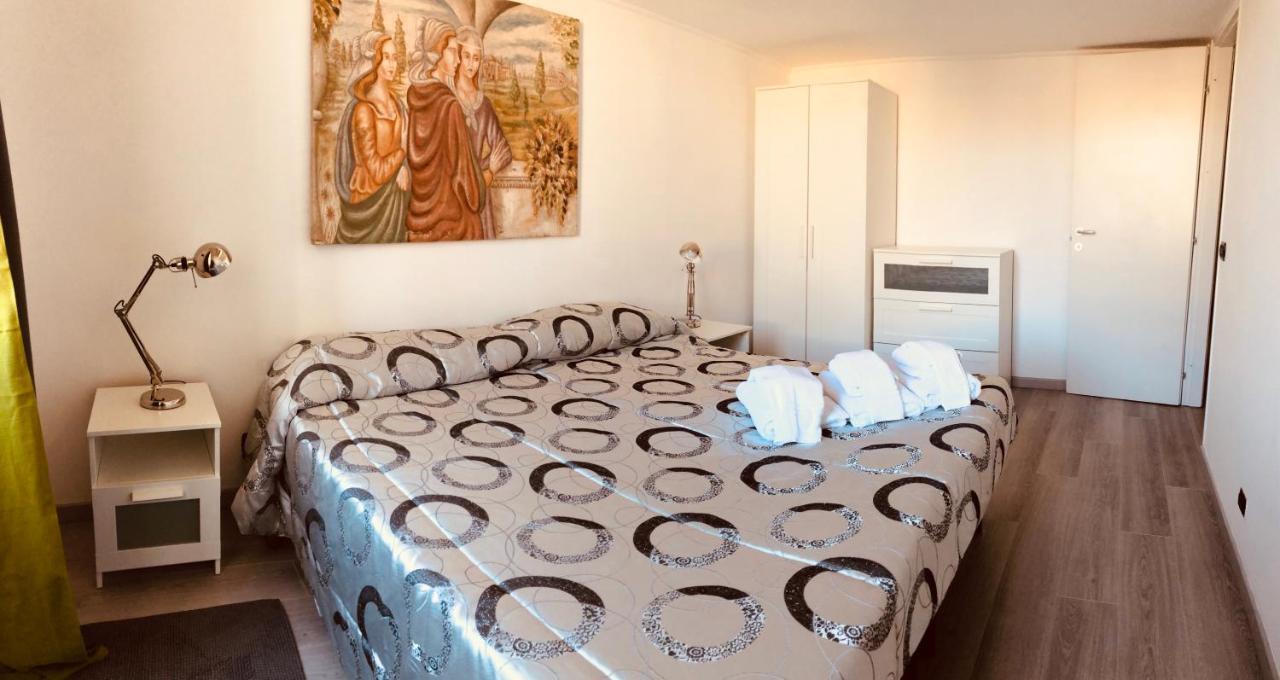 Heart Of Rome Vatican Deluxe New Apartment 1Gb Wifi Luaran gambar